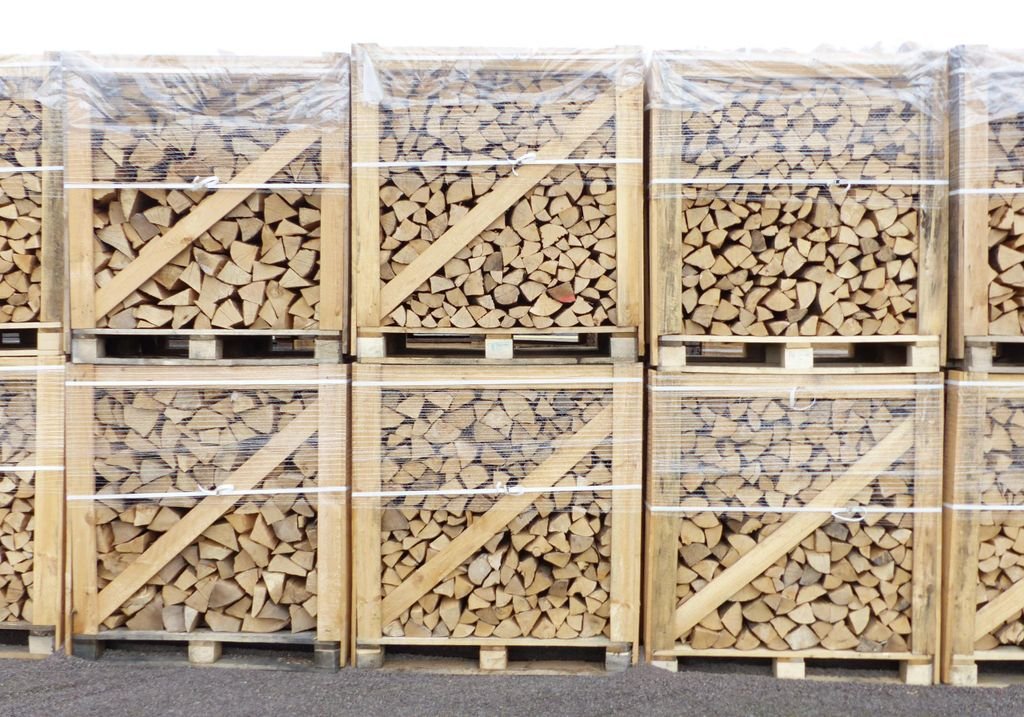 1 RM = 1,6 SRM Kaminholz Brennholz Buche trocken, sofort verwendbar, 25cm